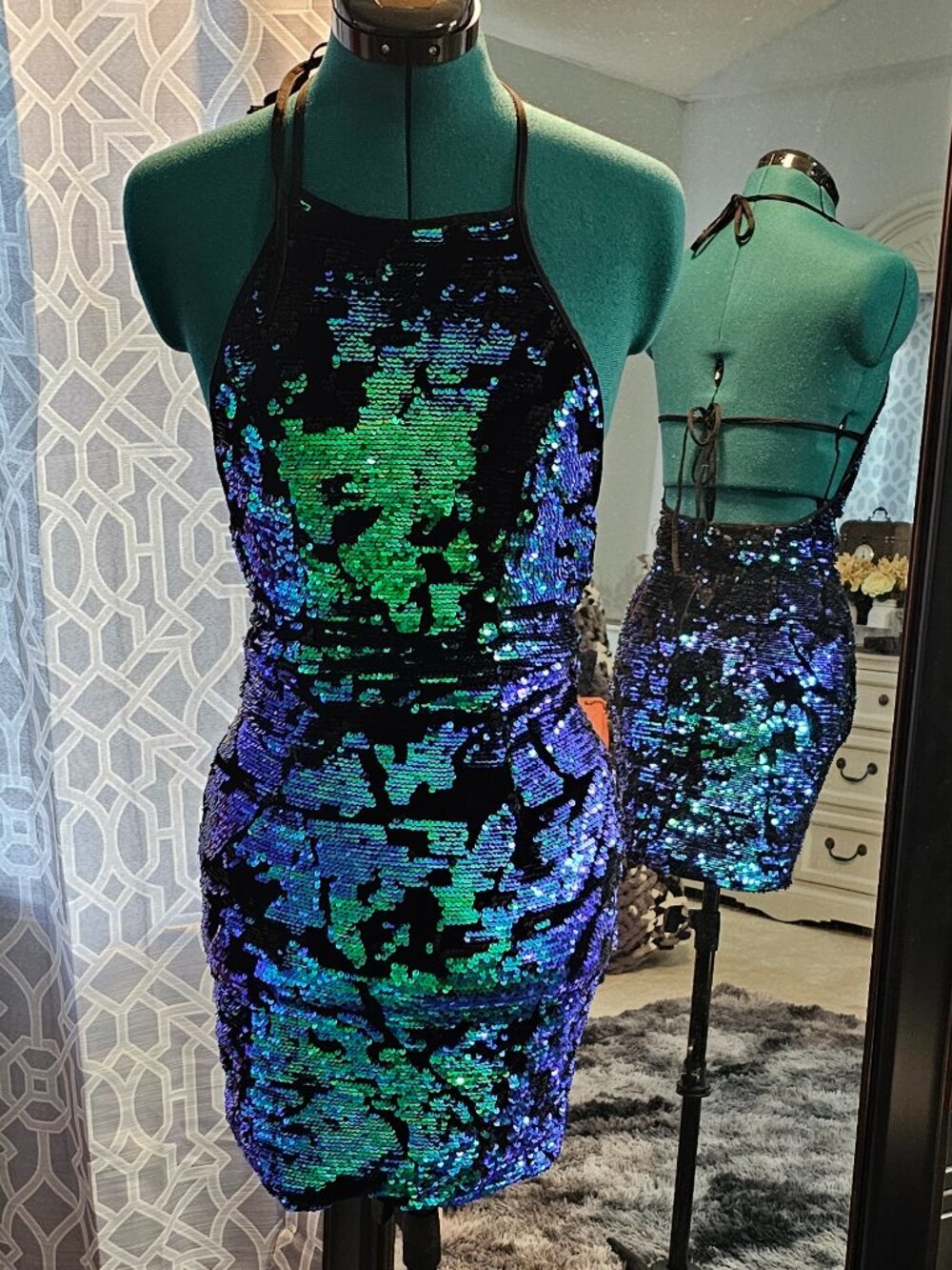 Main Strip Iridescent Mermaid Iridescent Sequin Bodycon Mini Dress – Size S
